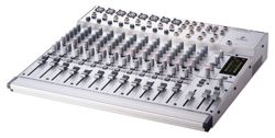 behringer_eurorack_mx2004A.jpg